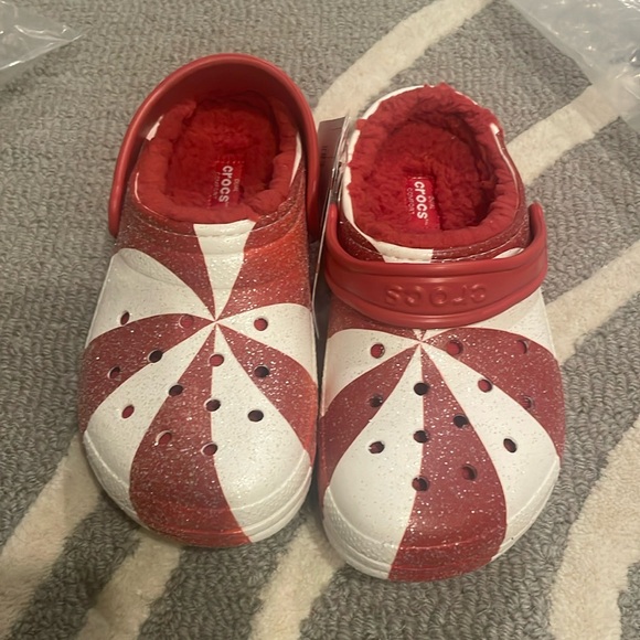 NWT Peppermint Glitter Crocs Sz J3 - Picture 1 of 2